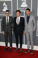 los angeles, 10 février - amusement , jack antonoff nate ruess andrew dost o arrive à la 55e cérémonie annuelle des grammy awards au centre de base le 10 février 2013 à los angeles, ca photo