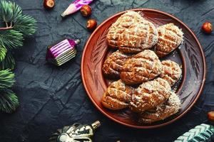 pain d'épice ou pâtisserie de noël fait maison. photo