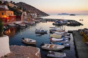 Port d'Hydra, Grèce au coucher du soleil