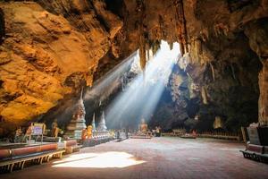 Grotte de Khao Luang, Phetchaburi Thaïlande photo