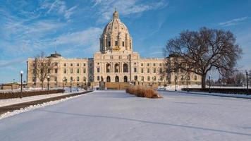 Capitole de l'état du Minnesota à Saint Paul en hiver photo