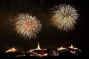spectacle de feux d'artifice en Thaïlande