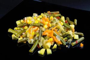 ragoût de légumes sur une assiette photo