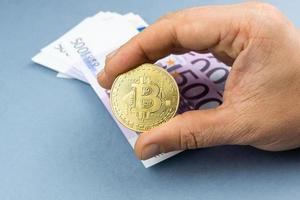 bitcoin et argent, monnaie photo