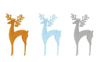 collection de rennes de noël décoratifs avec des paillettes et des reflets en or, bleu, argent sur fond blanc isolé. élément de conception. noël, nouvel an photo
