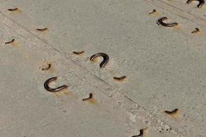 partie d'une route en béton pour les voitures photo