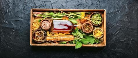 herbes et racines homéopathiques en phytothérapie photo