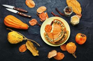 tarte à la citrouille d'automne maison, mise à plat photo