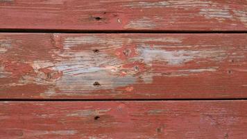 fond de plancher de bois minable naturel. fond rustique en bois usé. vieilles planches horizontales. copiez l'espace pour votre texte. vue de dessus. planches de bois marron. vierge pour la conception et nécessite un grain de bois. photo