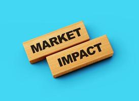 impact sur le marché lettres en bois informatif et communication isolé fond bleu clair illustration 3d photo