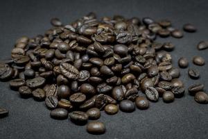 grains de café torréfiés photo