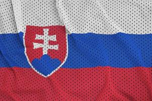 drapeau slovaquie imprimé sur un tissu en maille de polyester et nylon sportswear photo