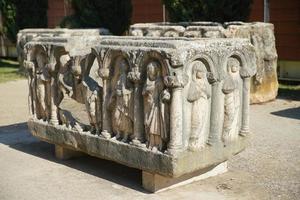 sarcophage dans la ville antique d'aphrodisias à aydin, turkiye