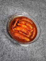 la sauce milo à la banane qui a été servie est l'un des gâteaux indonésiens traditionnels photo