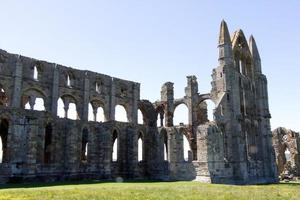 Ruines de l'abbaye de Whitby dans le North Yorkshire uk photo