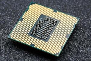 gros plan du processeur de la puce cpu. mise au point sélective photo