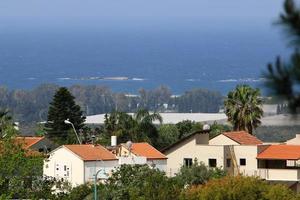 paysage dans une petite ville du nord d'israël. photo