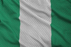 drapeau du nigéria imprimé sur un tissu en maille de polyester et nylon sportswear photo