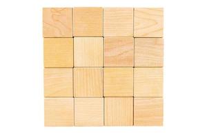 mur, fond vide de seize cubes en bois. espace de copie. photo