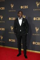 Los angeles - sep 17 - sterling k brown à la 69e primetime emmy awards - arrivées au microsoft theatre le 17 septembre 2017 à los angeles, ca photo