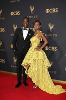 Los angeles - 17 septembre - sterling k brown, ryan michelle se baignent aux 69e primetime emmy awards - arrivées au microsoft theatre le 17 septembre 2017 à los angeles, ca photo