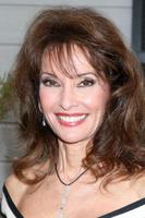 los angeles - 5 jan - susan lucci à la réunion de tous mes enfants sur le salon de la maison et de la famille aux studios universels le 5 janvier 2017 à los angeles, ca photo