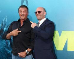 Los angeles - 6 août - sylvester stallone, jason statham à la première du meg sur l'imax du théâtre chinois tcl le 6 août 2018 à los angeles, ca photo