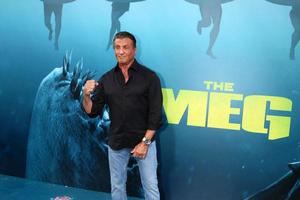 Los angeles - 6 août - sylvester stallone à la première du meg sur l'imax du théâtre chinois tcl le 6 août 2018 à los angeles, ca photo