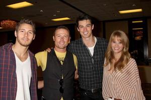 los angeles, 27 août - scott clifton, jacob young, adam gregory, kim matula assistant à l'événement audacieux et magnifique des fans 2011 à l'hôtel sheraton universel le 27 août 2011 à los angeles, ca photo