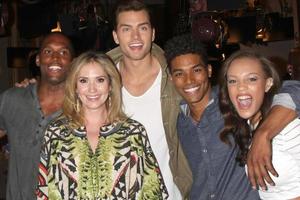 los angeles, 14 août - lawrence saint-victor, ashley jones, pierson fode, rome flynn, règne edwards lors de l'événement audacieux et magnifique des fans vendredi à la ville de télévision cbs le 14 août 2015 à los angeles, ca photo