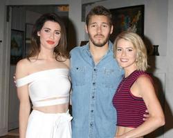 los angeles, 14 août - bois de jacqueline macinnes, scott clifton, linsey godfrey à l'événement audacieux et magnifique des fans vendredi à la ville de télévision cbs le 14 août 2015 à los angeles, ca photo