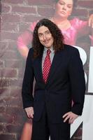 Los angeles, 27 avril - bizarre al yankovic arrivant à la première des demoiselles d'honneur au théâtre du village le 27 avril 2011 à Westwood, ca photo