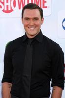 los angeles, 29 juillet - owain yeoman arrive au cbs, cw et showtime 2012 summer tca party au parking adjacent de l'hôtel beverly hilton le 29 juillet 2012 à beverly hills, ca photo