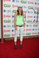 los angeles, 3 août - annalynne mccord arrivant au cbs tca summer 2011 all star party à robinson may parking garage le 3 août 2011 à beverly hills, ca photo