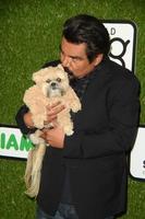 vlos angeles, jan 9 - george lopez au cw world dog awards au barker hanger le 9 janvier 2016 à santa monica, ca photo