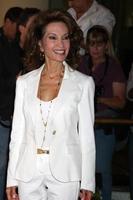 Los angeles, 2 août - susan lucci arrive à la tournée de presse de cable tca au beverly hilton hotel le 2 août 2012 à beverly hills, ca photo