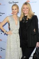 los angeles, 12 mai - kelly rutherford, cheryl tiegs à l'événement de campagne de justice pour enfants à la résidence privée le 12 mai 2015 à beverly hills, ca photo