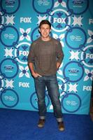 Los angeles, 9 septembre - chris lowell à la fête éco-casino fox fall au bungalow le 9 septembre 2013 à santa monica, ca photo