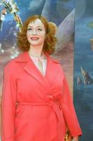 Los angeles, 22 mars - christina hendricks à la première du film pirate fairy à walt disney studios lot le 22 mars 2014 à burbank, ca photo