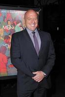 los angeles, 30 septembre - dean norris aux hommes, femmes et enfants , première de los angeles à la Directors Guild of America le 30 septembre 2014 à los angeles, ca photo