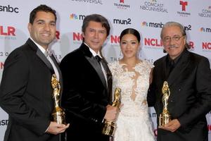 los angeles, 27 septembre - youssef delara, lou diamond phillips, gina rodriguez, edward james olmos aux prix alma 2013, salle de presse à pasadena civic auditorium le 27 septembre 2013 à pasadena, ca photo