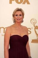 Los angeles, sep 18 - jane lynch arrivant à la 63e primetime emmy awards au nokia theatre le 18 septembre 2011 à los angeles, ca photo