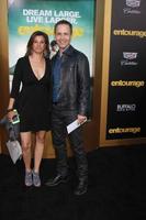 los angeles, 27 mai - kim peintre, chad lowe à la première du film entourage au théâtre du village le 27 mai 2015 à westwood, ca photo