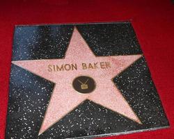 los angeles, 14 février - simon baker hollywood walk of fame star lors de la cérémonie du hollywood walk of fame en l'honneur de simon baker au hollywood boulevard le 14 février 2013 à los angeles, ca photo