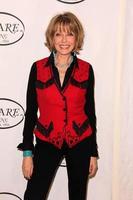 los angeles, 11 mai - susan blakely arrive au theshare 60th annual denim and diamonds boomtown event, au beverly hilton hotel le 11 mai 2013 à beverly hills, ca photo