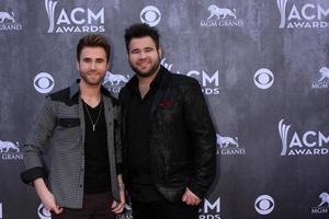 las vegas, 6 avril - colton swon, zach swon, les frères swon à l'académie des prix de la musique country 2014, arrivées au mgm grand garden arena le 6 avril 2014 à las vegas, nv photo