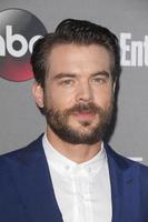 los angeles, sep 26 - charlie weber au tgit 2015 premiere event red carpet au gracias madre le 26 septembre 2015 à los angeles, ca photo