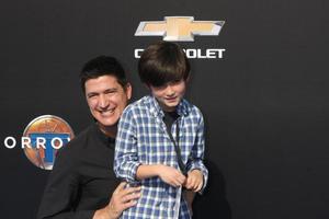 los angeles, 9 mai - ken marino, riley ken ichi marino à la première de Tomorrowland à l'amc centre-ville de disney le 9 mai 2015 à lake buena vista, ca photo