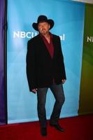 los angeles, jan 6 - trace adkins assiste à la tournée de presse d'hiver nbcuniversal tca 2013 à l'hôtel langham huntington le 6 janvier 2013 à pasadena, ca photo