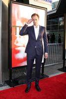 los angeles, 30 mai - alexander skarsgard- arrive à la première de la 5ème saison de true blood au cinerama dome theatre le 30 mai 2012 à los angeles, ca photo